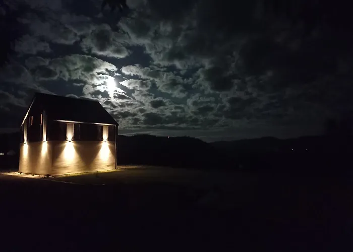 Maraska Holiday House
